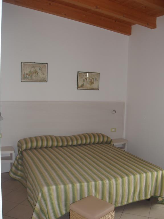 Residence Candeloro Francavilla Al Mare Camera foto